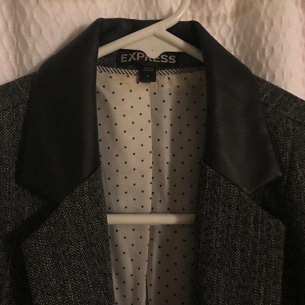 Express Blazer - Picture 3 of 3